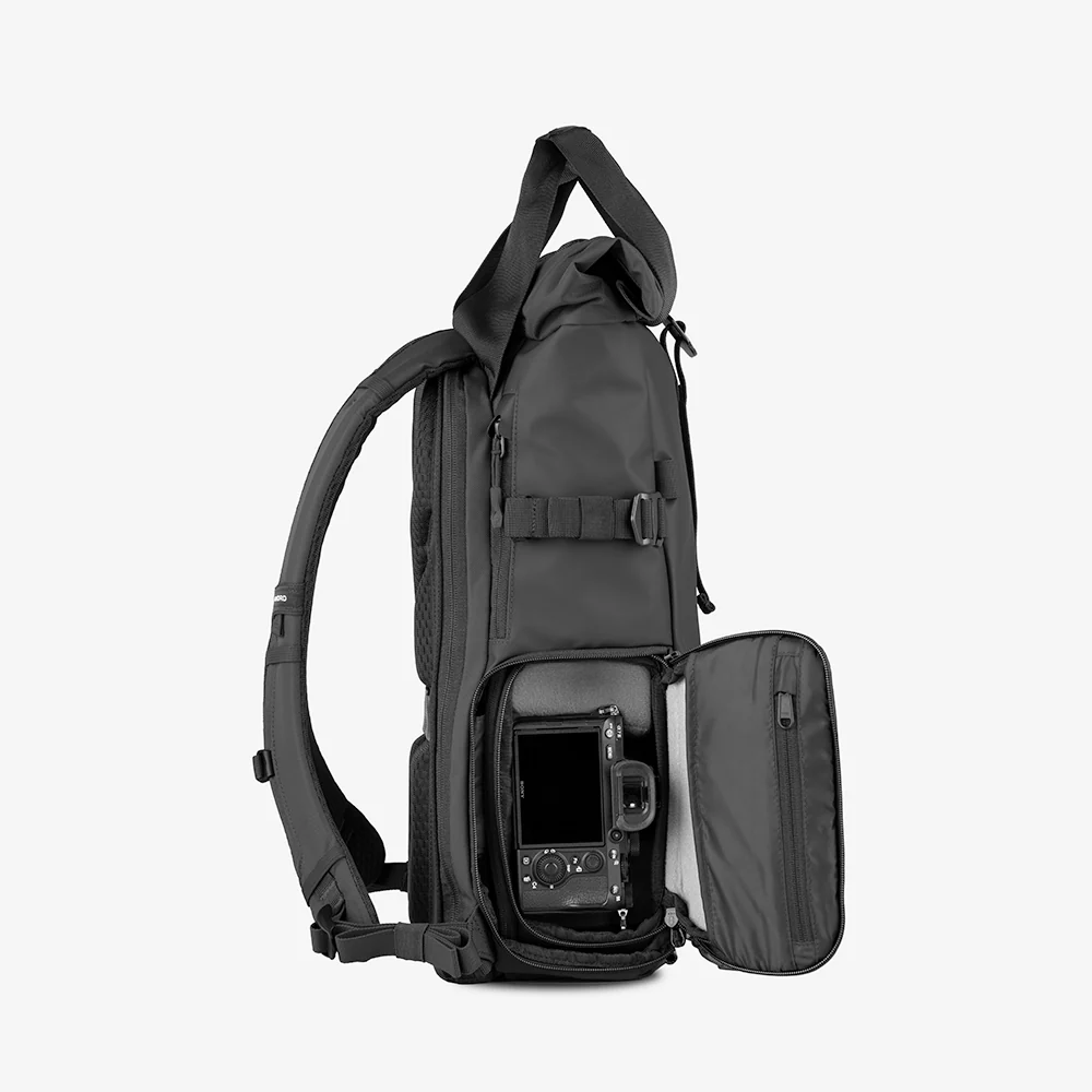PRVKE 21L in Black - Image 10