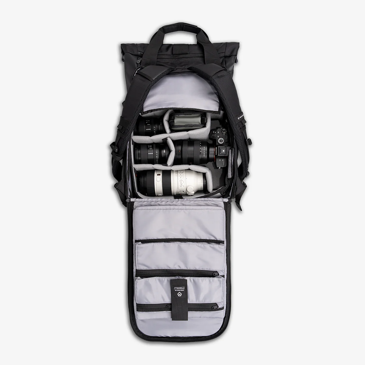 PRVKE 31L in Black - Image 4