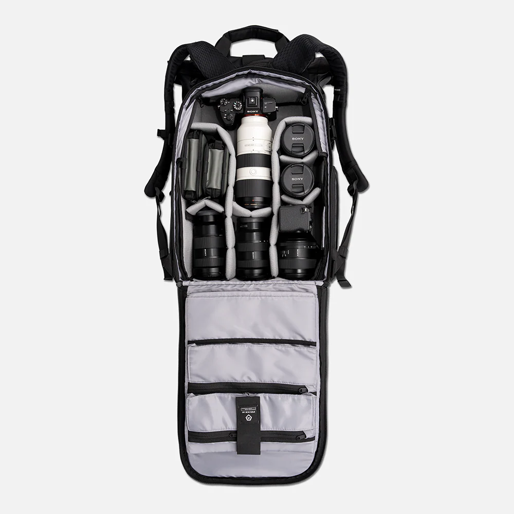 PRVKE 31L in Black - Image 7