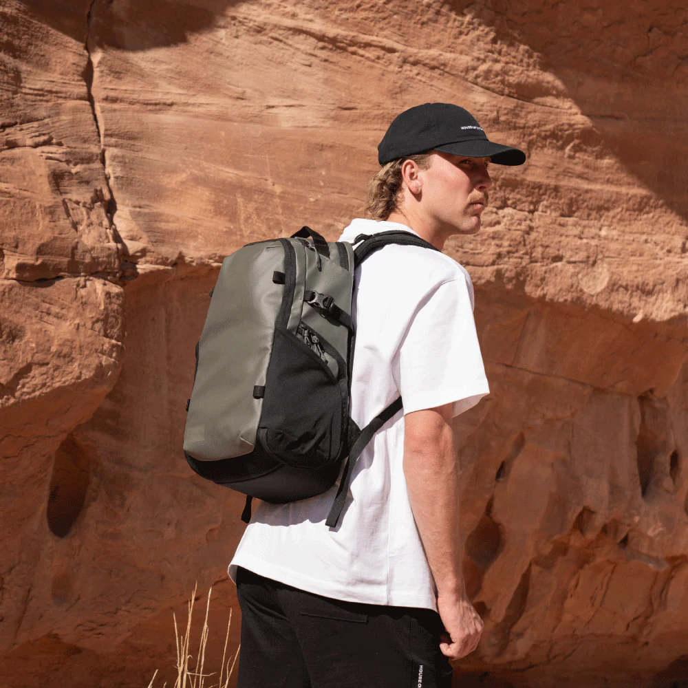 STRATUS PHOTO 18L in Wasatch Green - Image 10